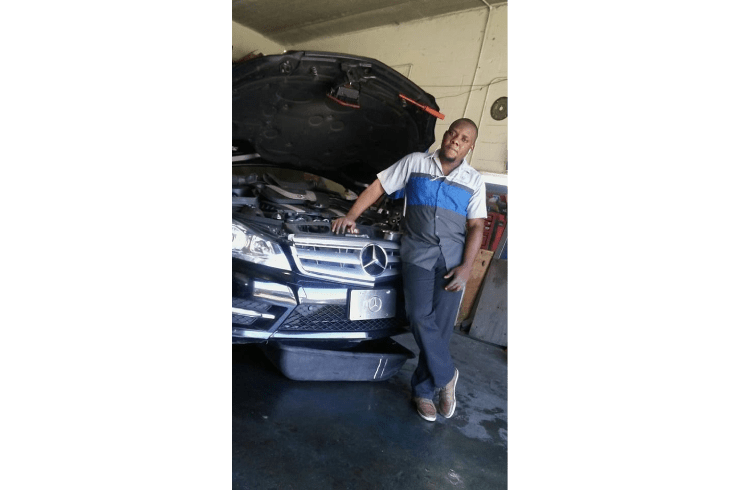 Lens Auto Repair Services